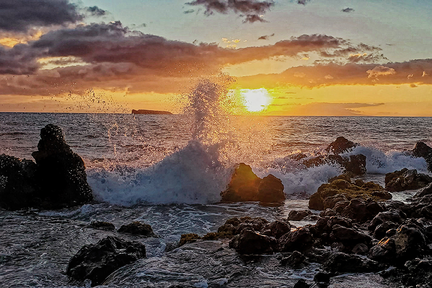 Wave, Big Beach